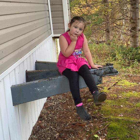 Meet your Posher, Keeley - Picture 15 of 16